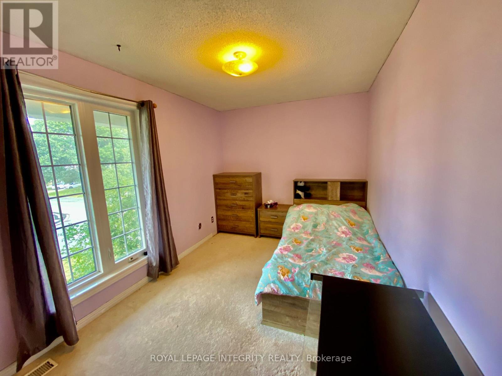 2 Tunbridge Court Property Photo 24