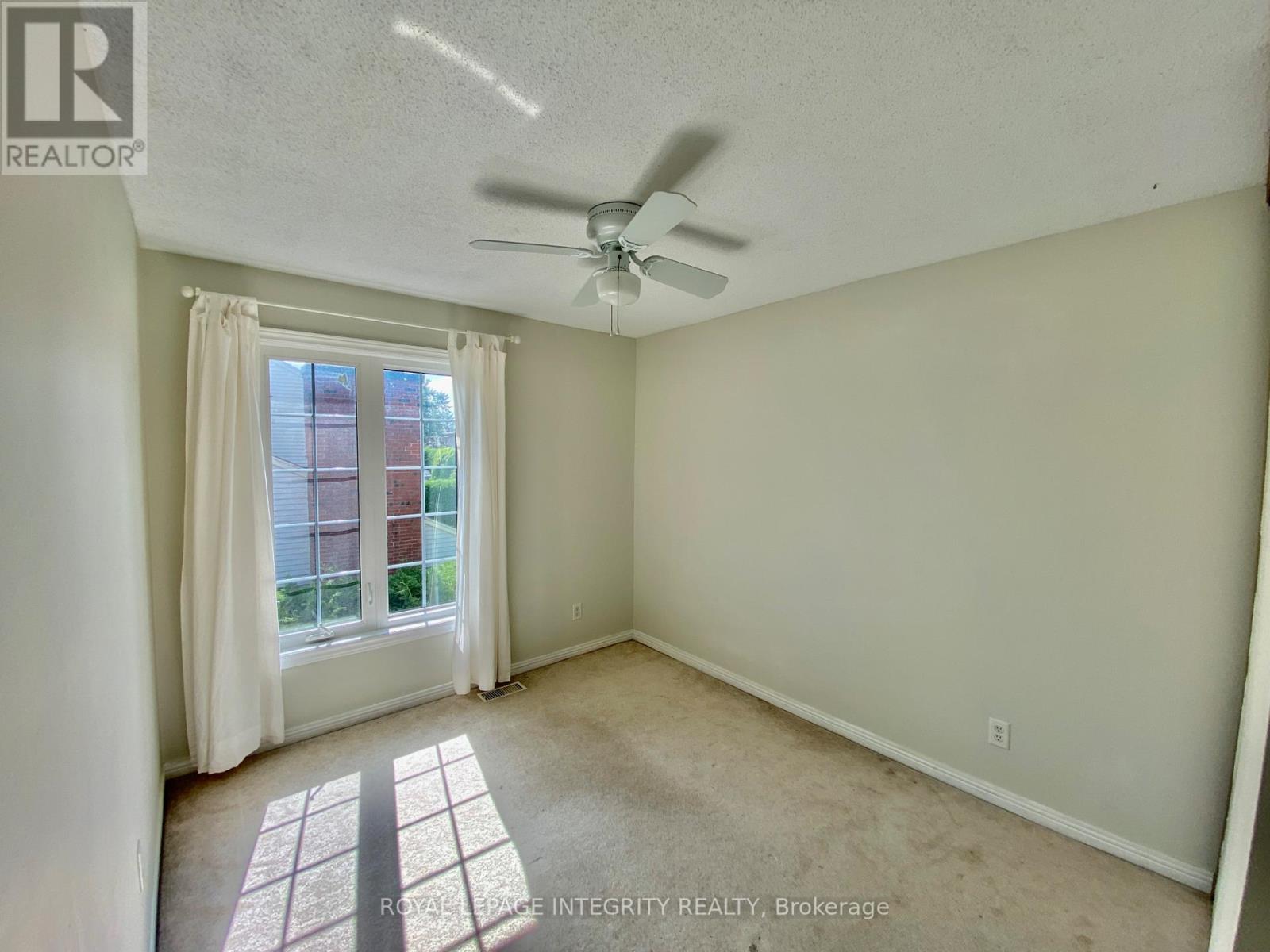 2 Tunbridge Court Property Photo 26