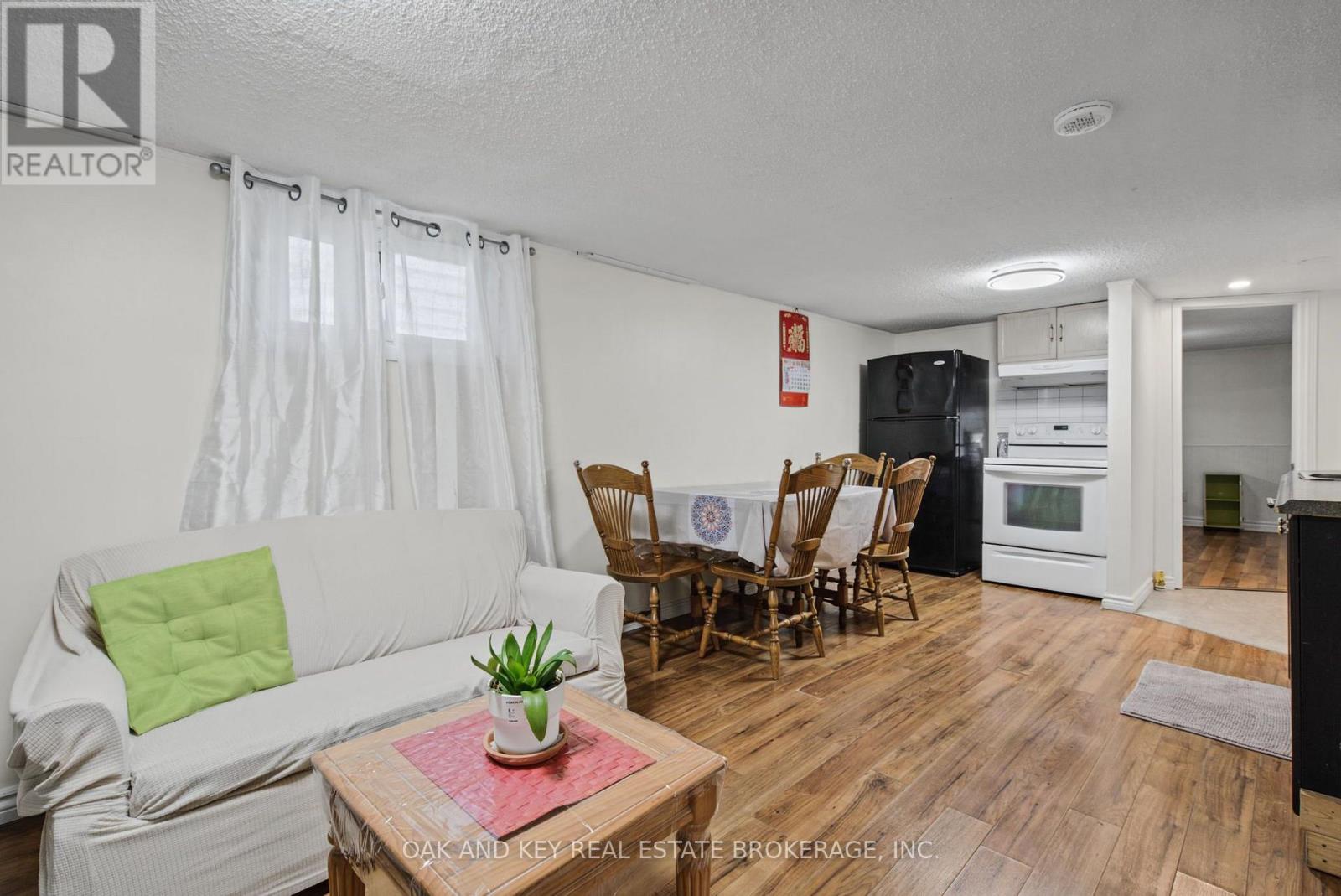 708 Cheapside Street Property Photo 15