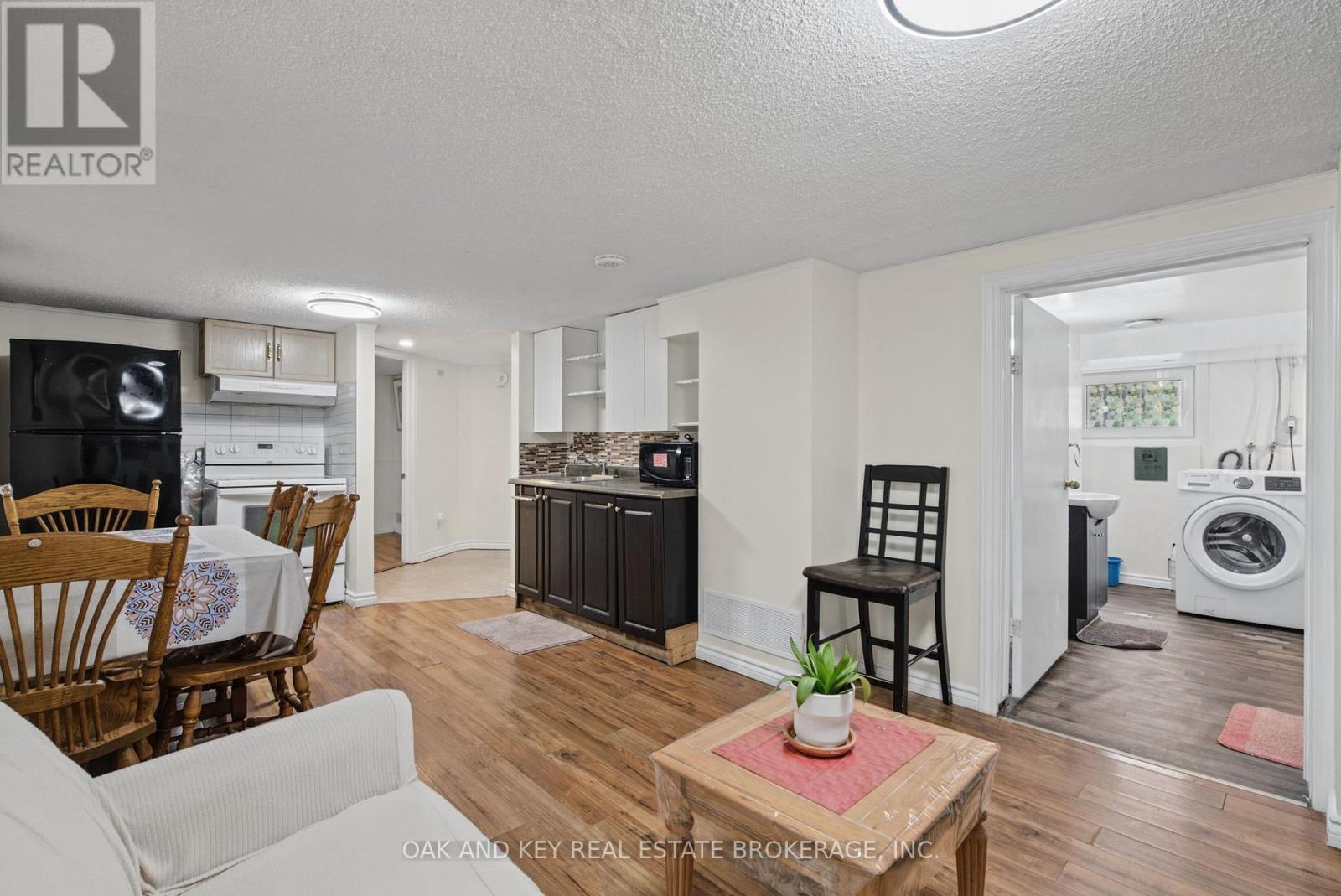708 Cheapside Street Property Photo 16