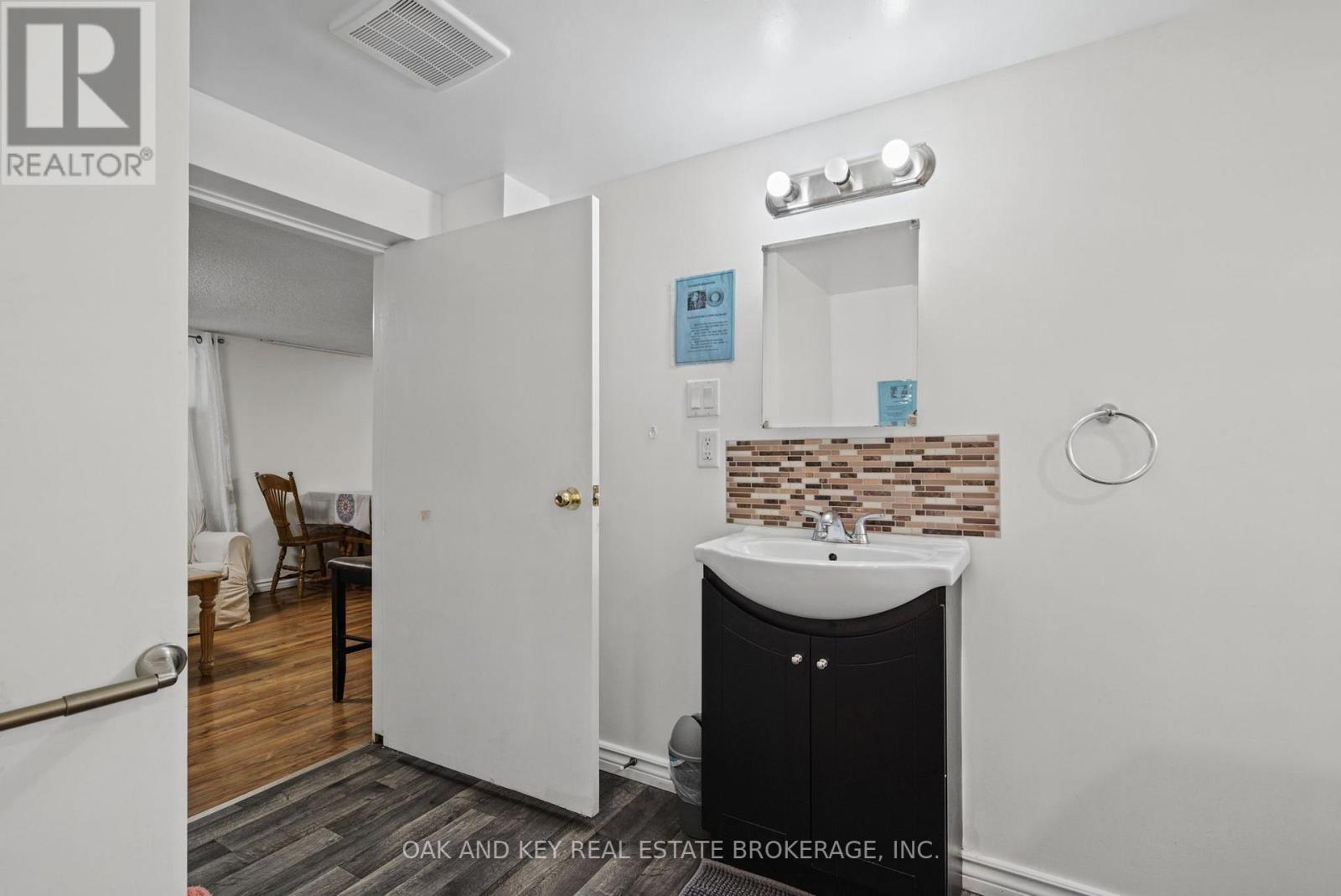 708 Cheapside Street Property Photo 26