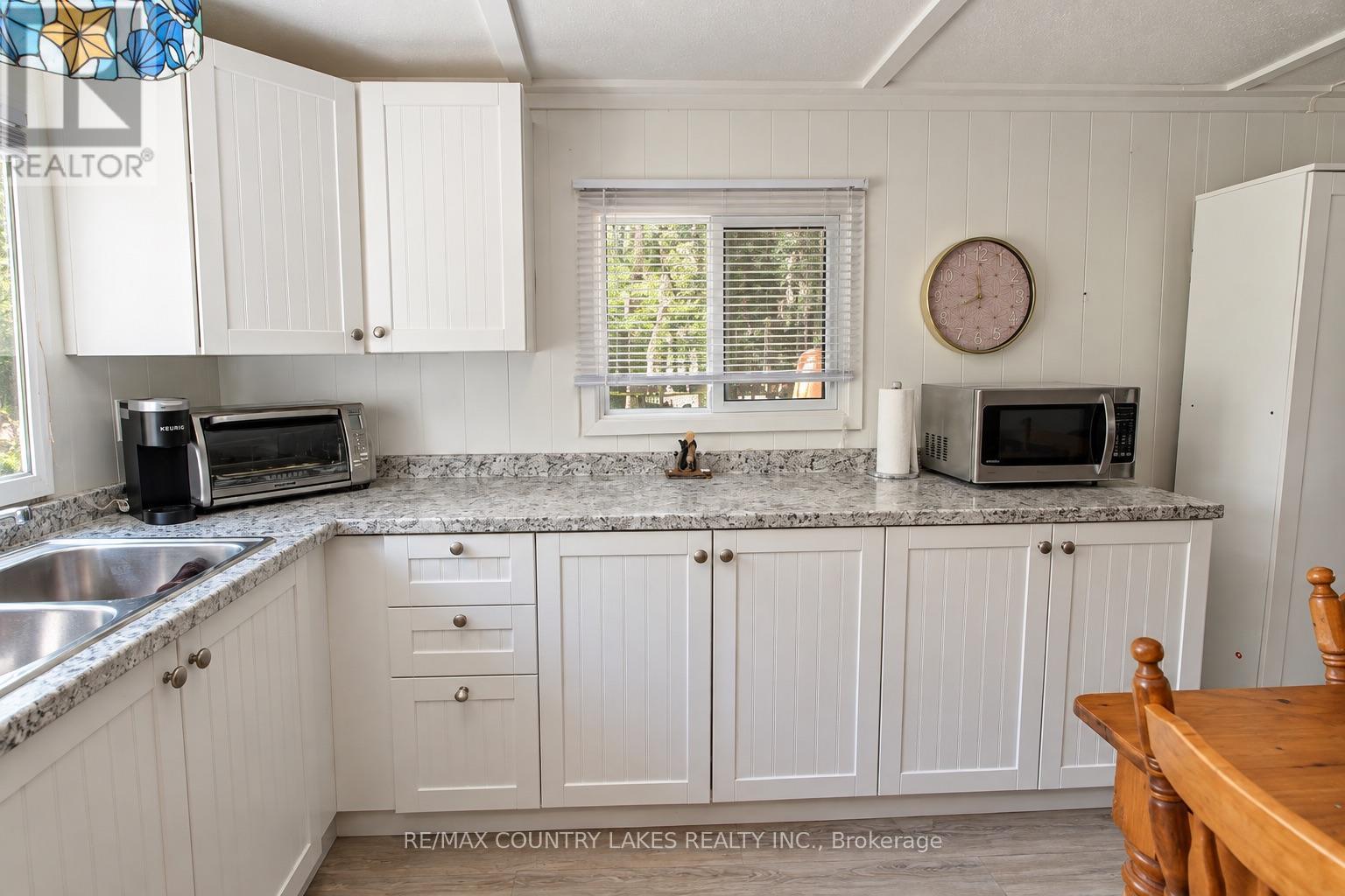 77 Mcguire Beach Road Property Photo 11