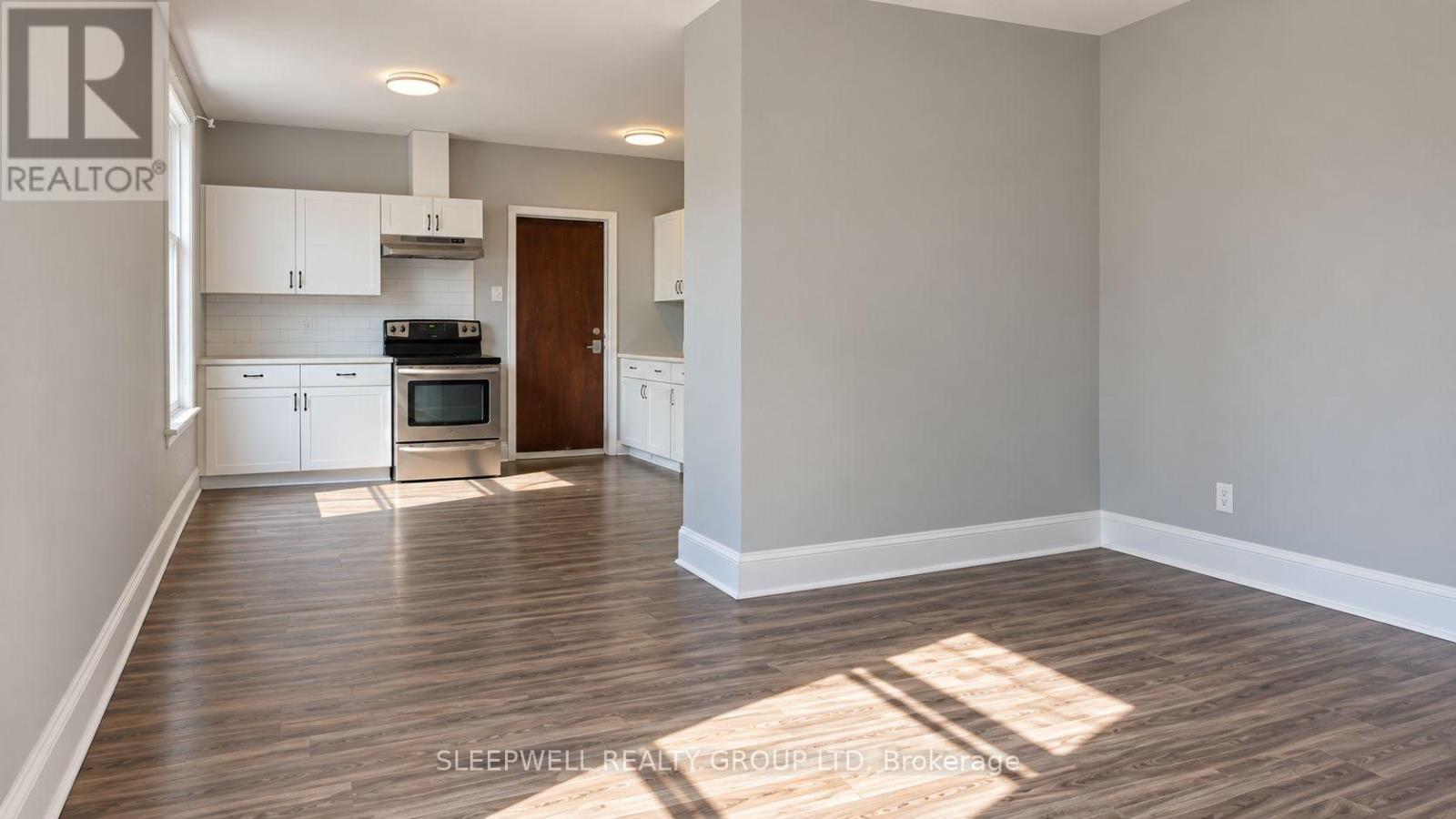 2 - 505 Lisgar Street Property Photo 3