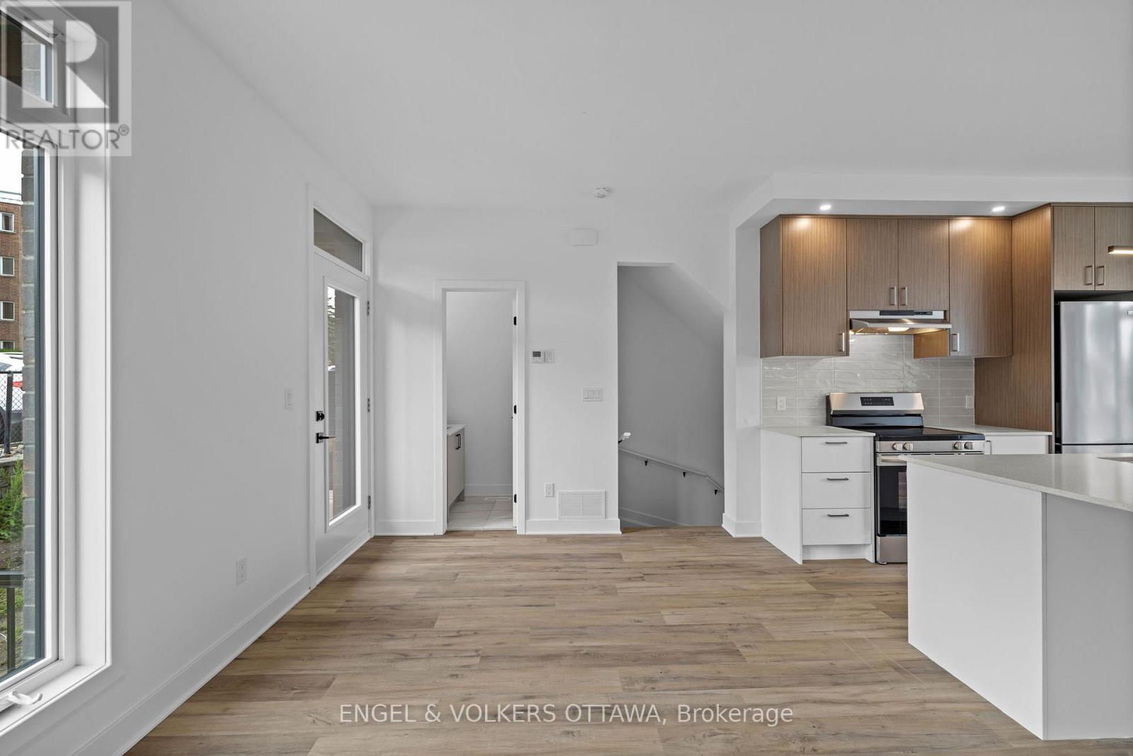 F - 1260 Marenger Street Property Photo 12