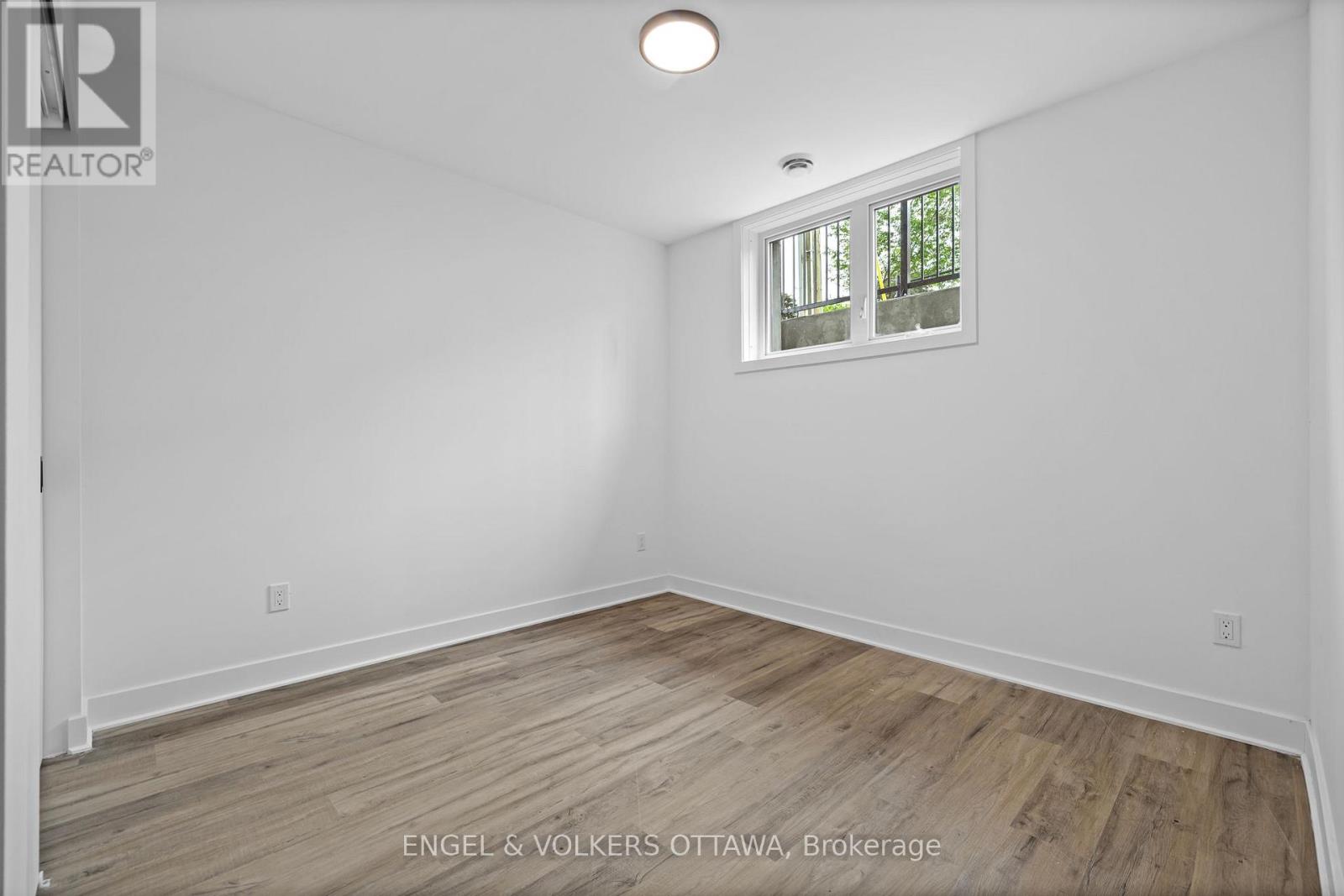 F - 1260 Marenger Street Property Photo 20