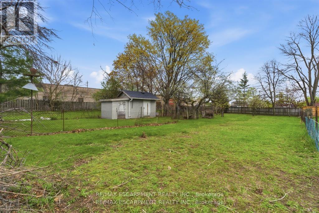 113 North Park Street Property Photo 8