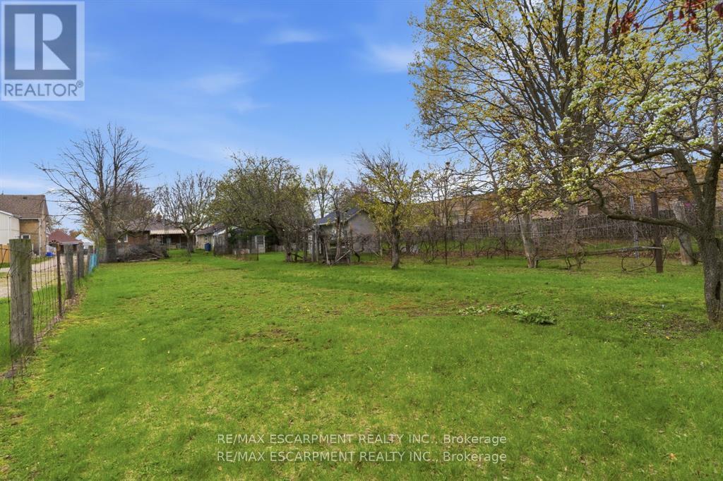 113 North Park Street Property Photo 10