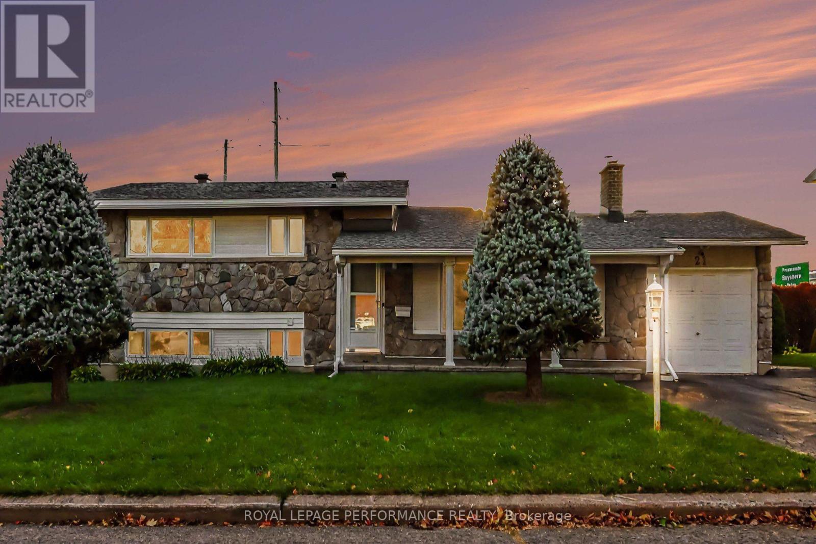 21 Pulford Crescent Property Photo 1