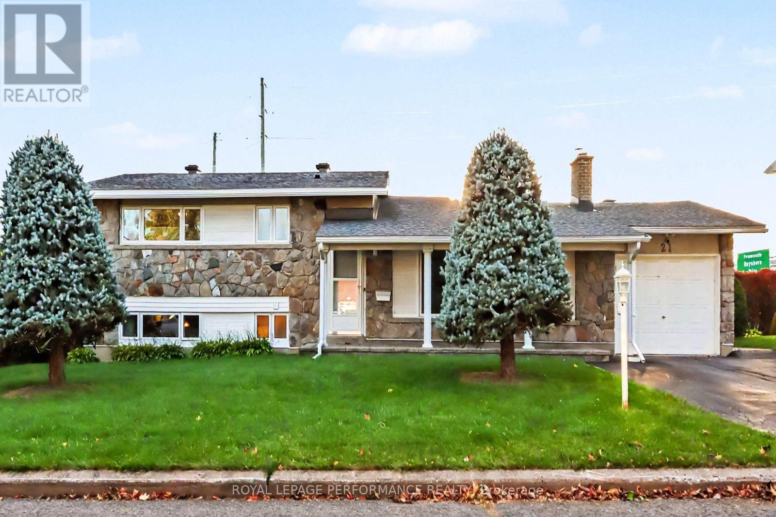21 Pulford Crescent Property Photo 2