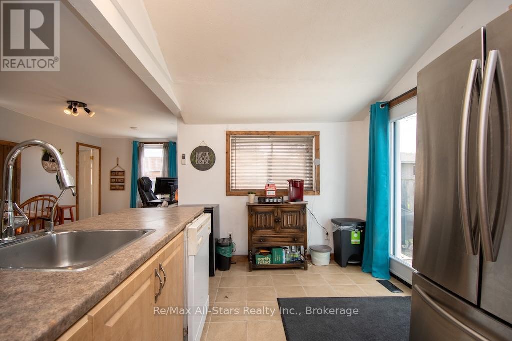 23 Wolfe Street Property Photo 9