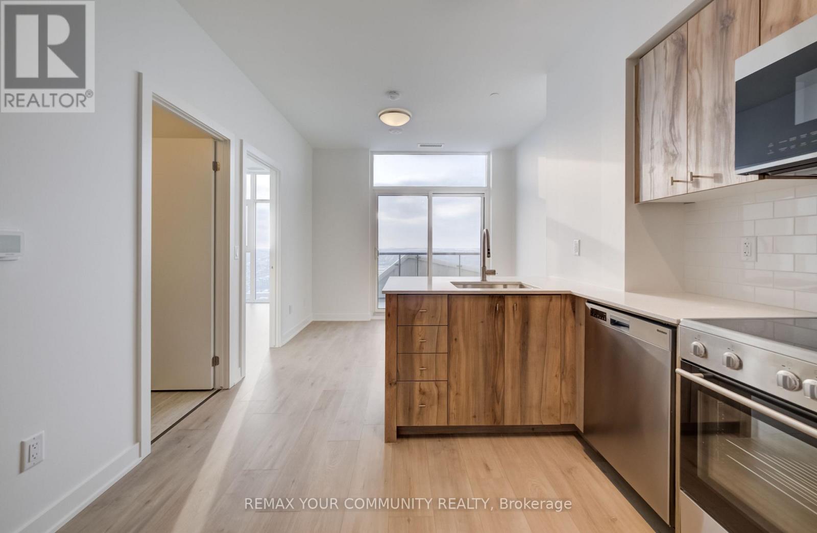 3404 - 25 Wellington Street Property Photo 17
