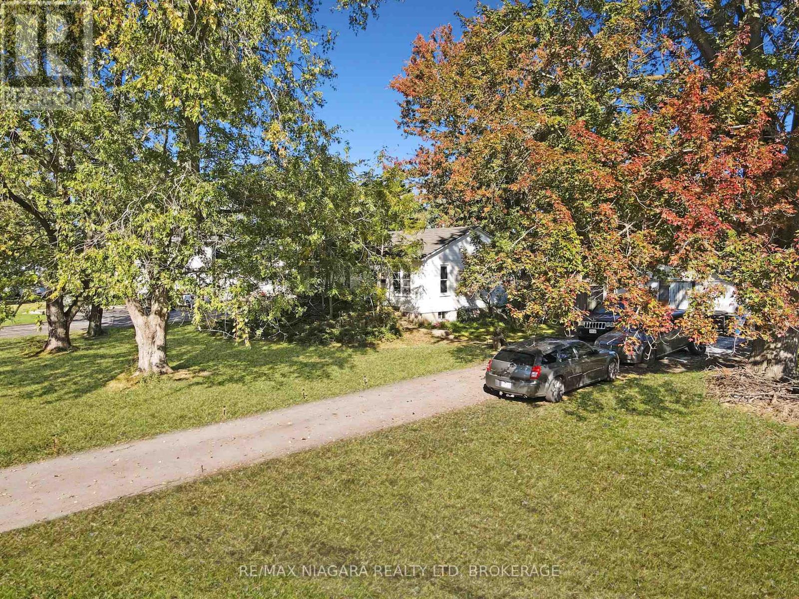 1028 Garrison Road Property Photo 3