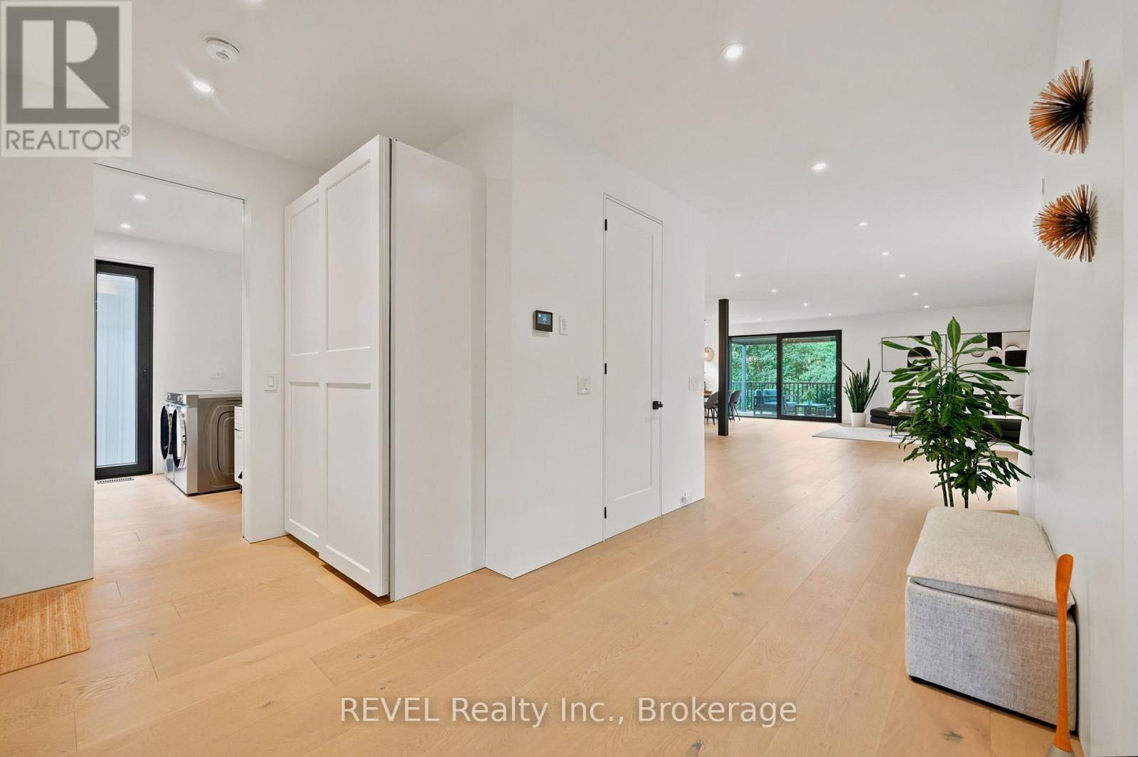 81 Mackenzie King Avenue Property Photo 5