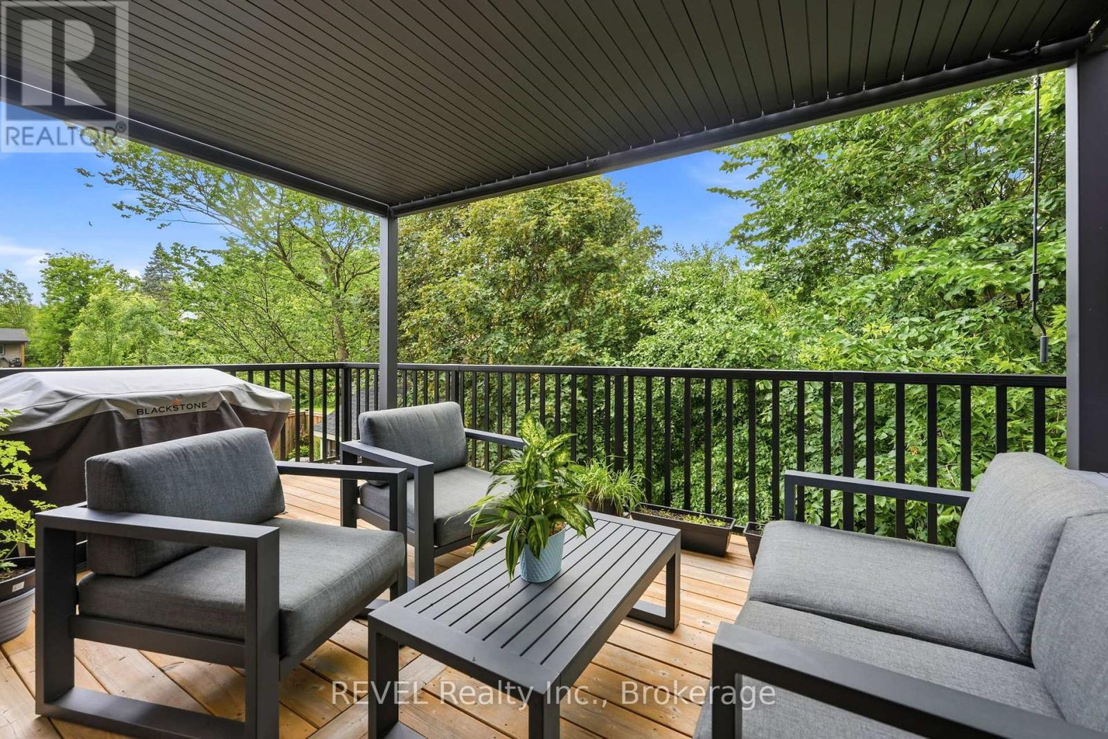 81 Mackenzie King Avenue Property Photo 14