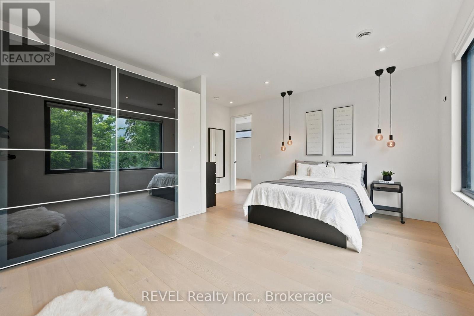 81 Mackenzie King Avenue Property Photo 28