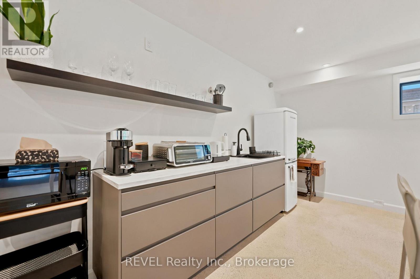 81 Mackenzie King Avenue Property Photo 39