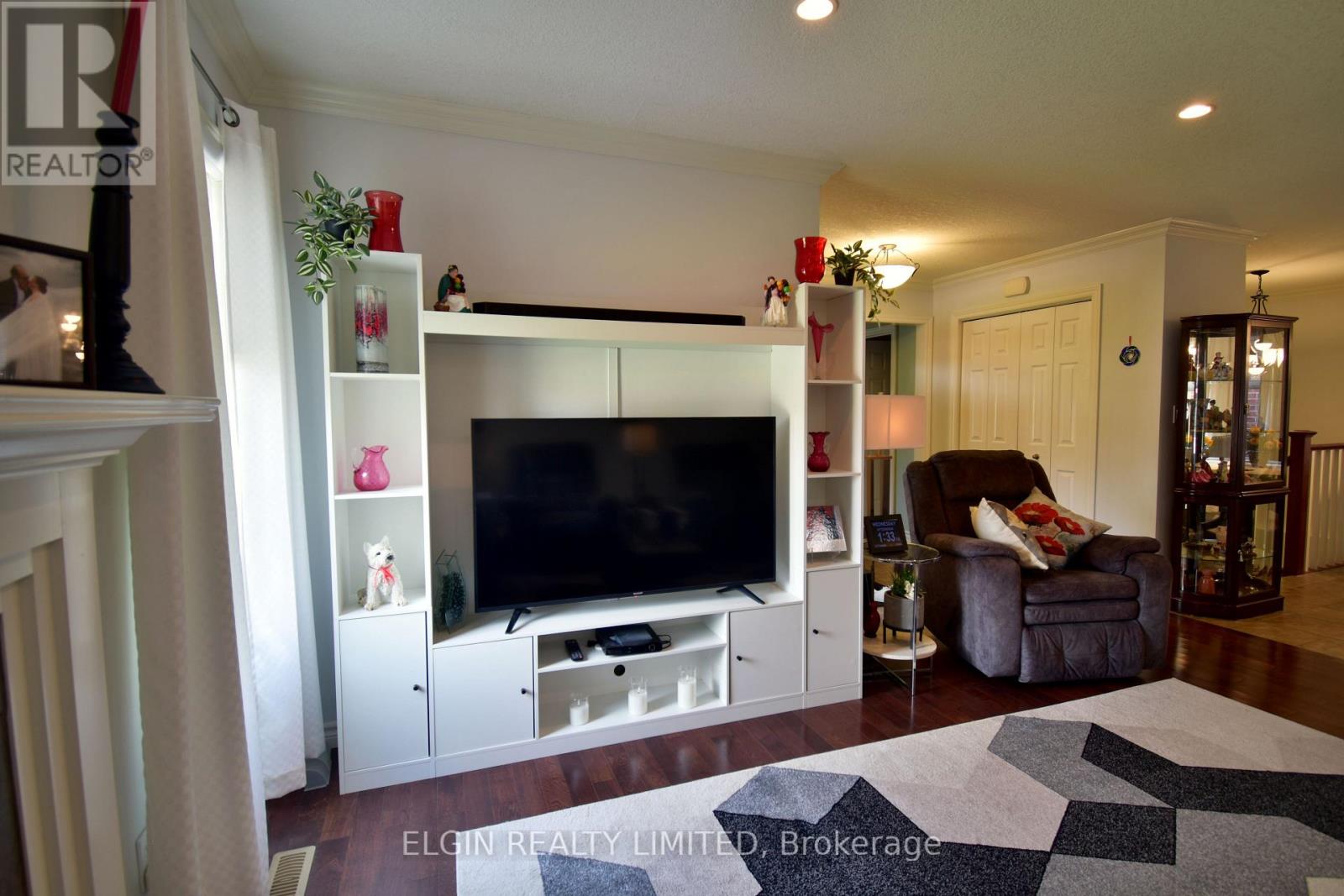 30 Peach Tree Boulevard Property Photo 5