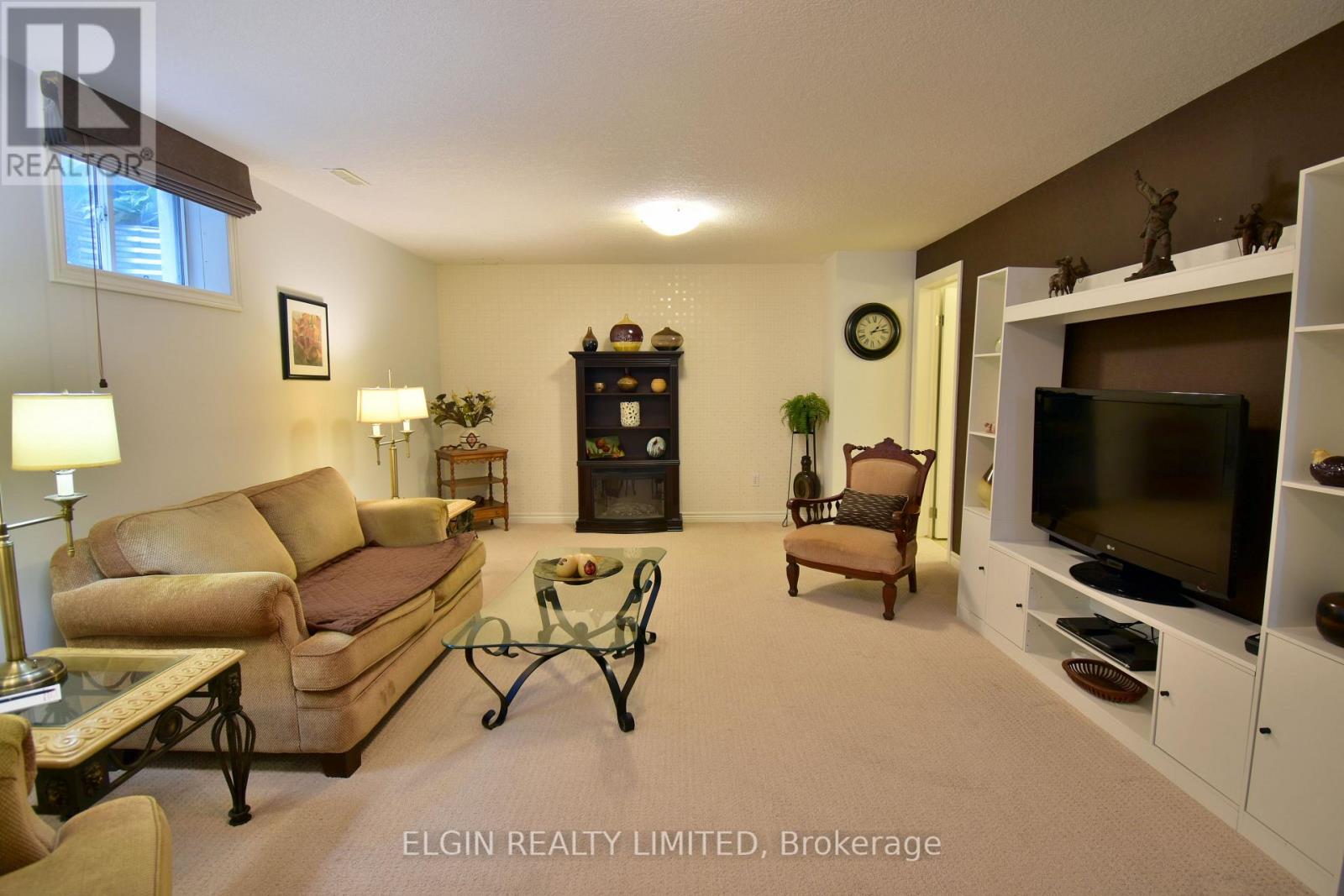 30 Peach Tree Boulevard Property Photo 25