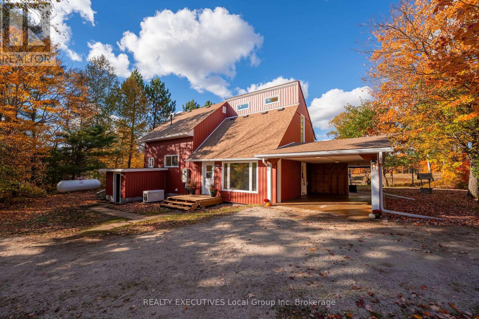 650 Widdifield Station Road Property Photo 1