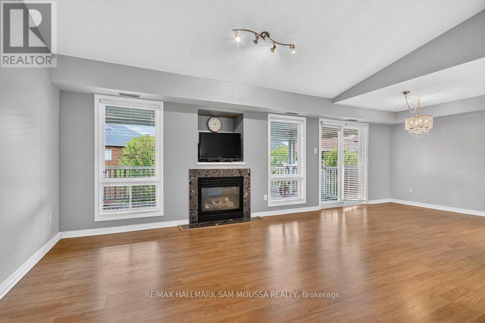 19 Colchester Square Property Photo 8