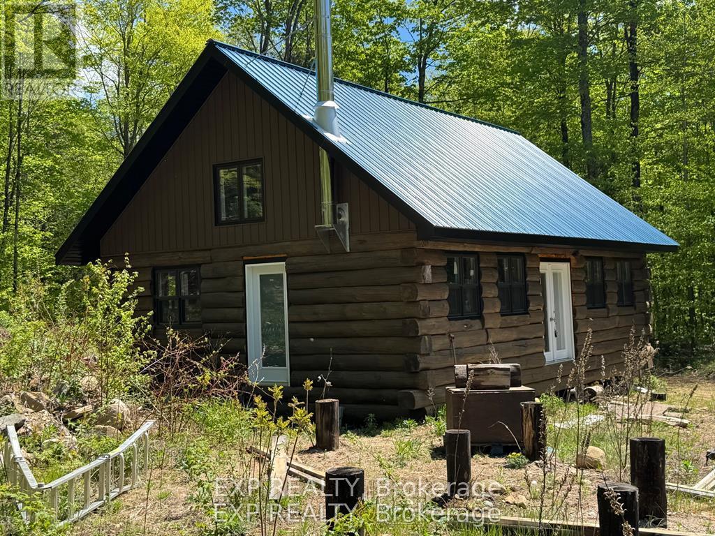 1703 Matawatchan Road Property Photo 1