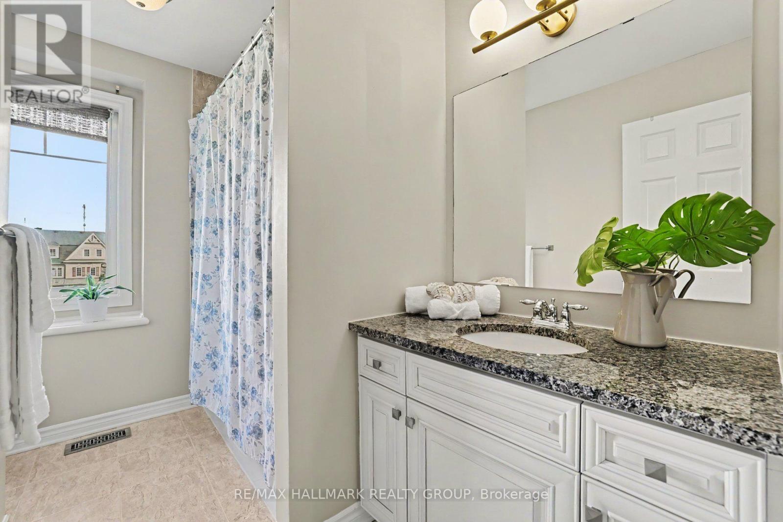 614 Martinique Lane Property Photo 28