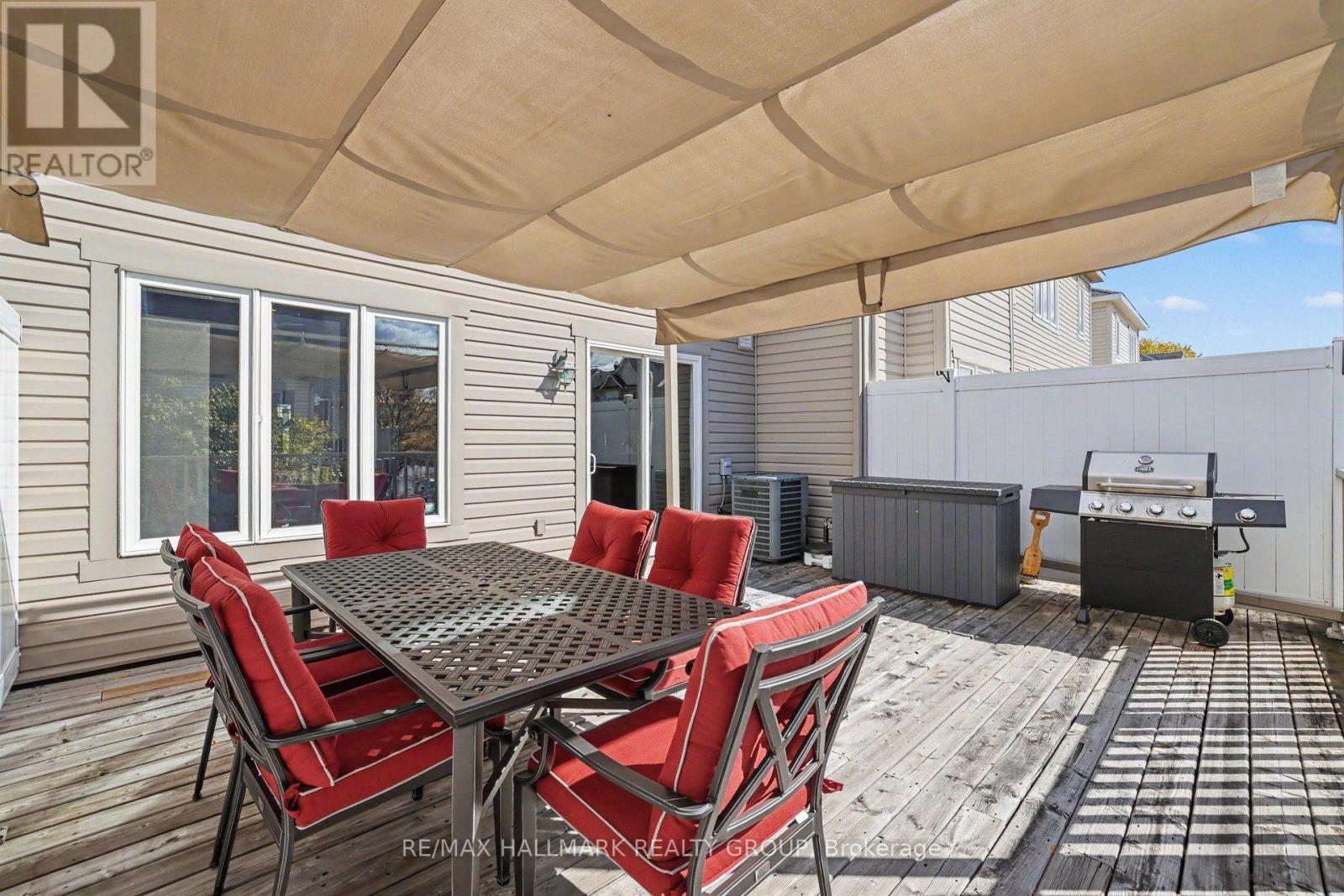 614 Martinique Lane Property Photo 30
