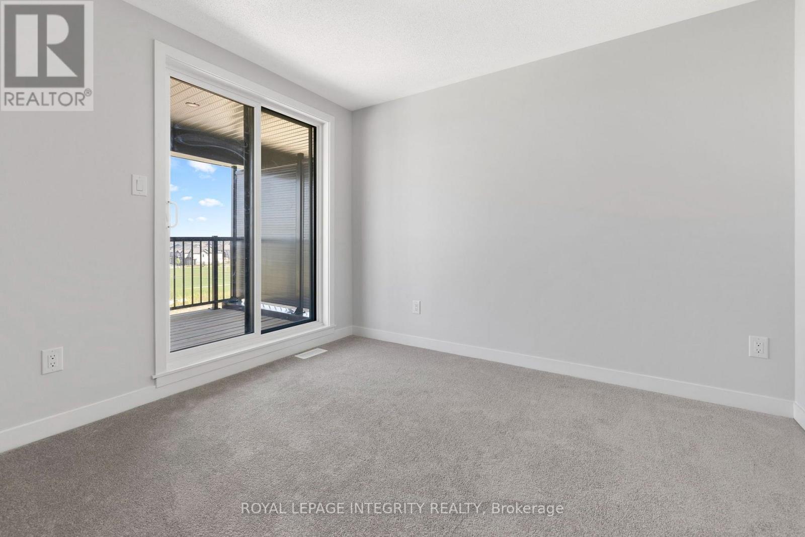 622 Parnian Private Property Photo 15