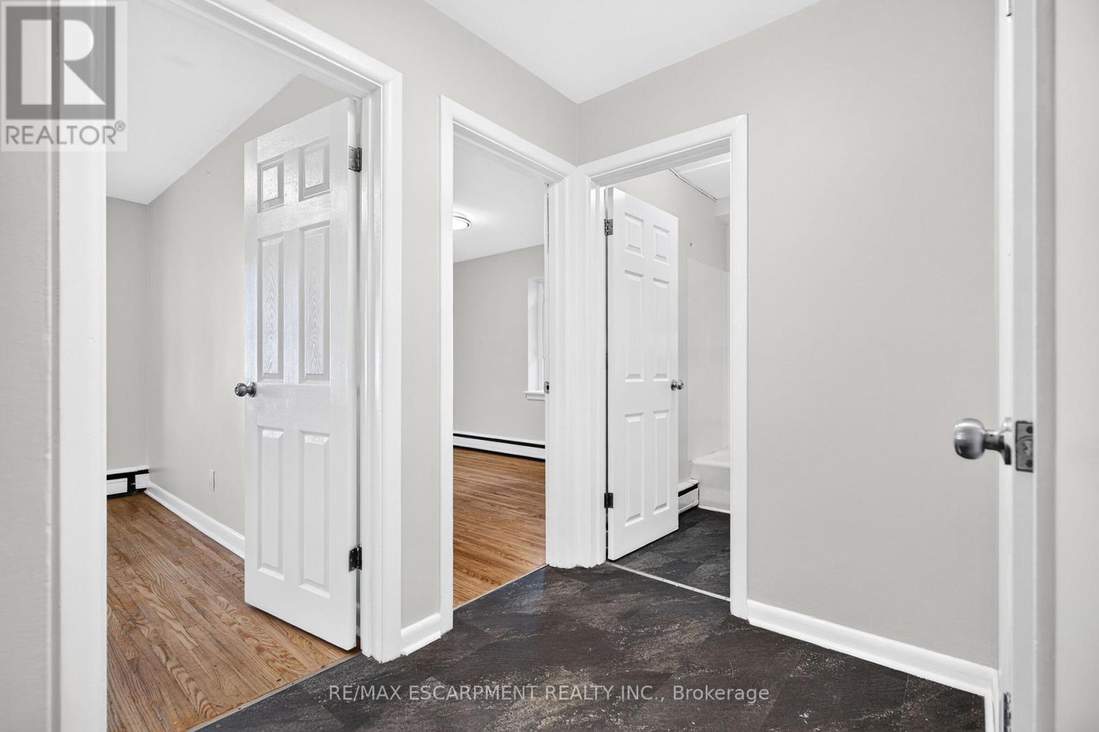 3 - 3 Applewood Avenue Property Photo 13