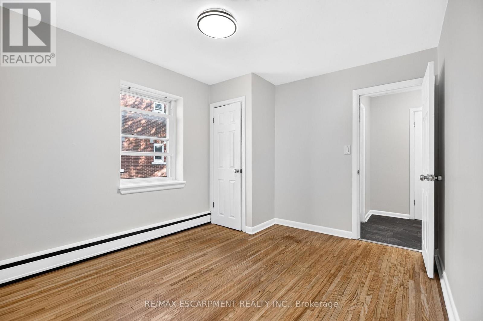 3 - 3 Applewood Avenue Property Photo 20
