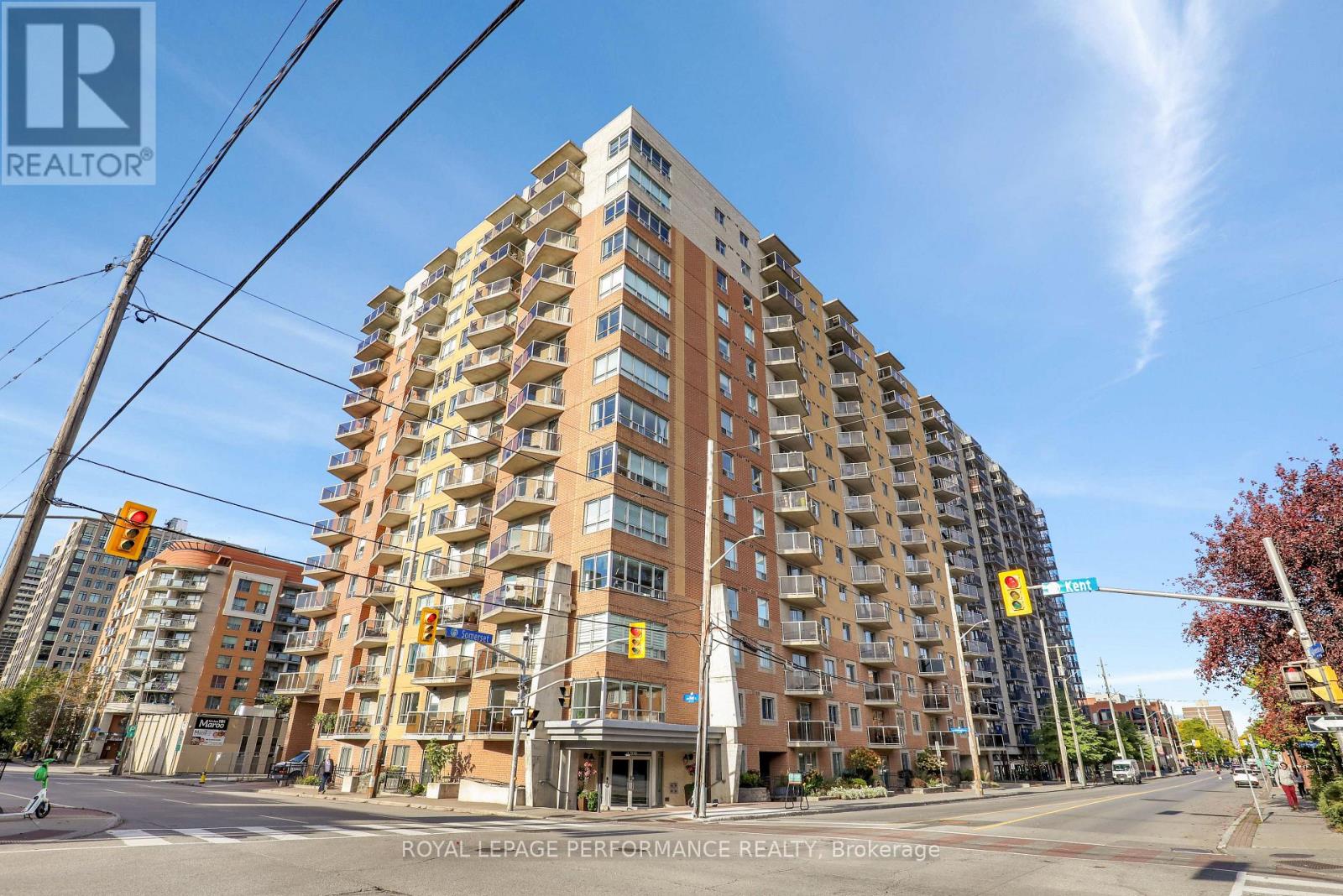 712 - 429 Somerset Street W Property Photo 1