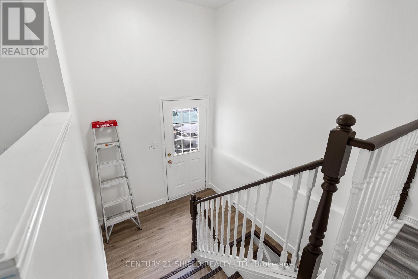 1011 Adolphus Street Property Photo 5