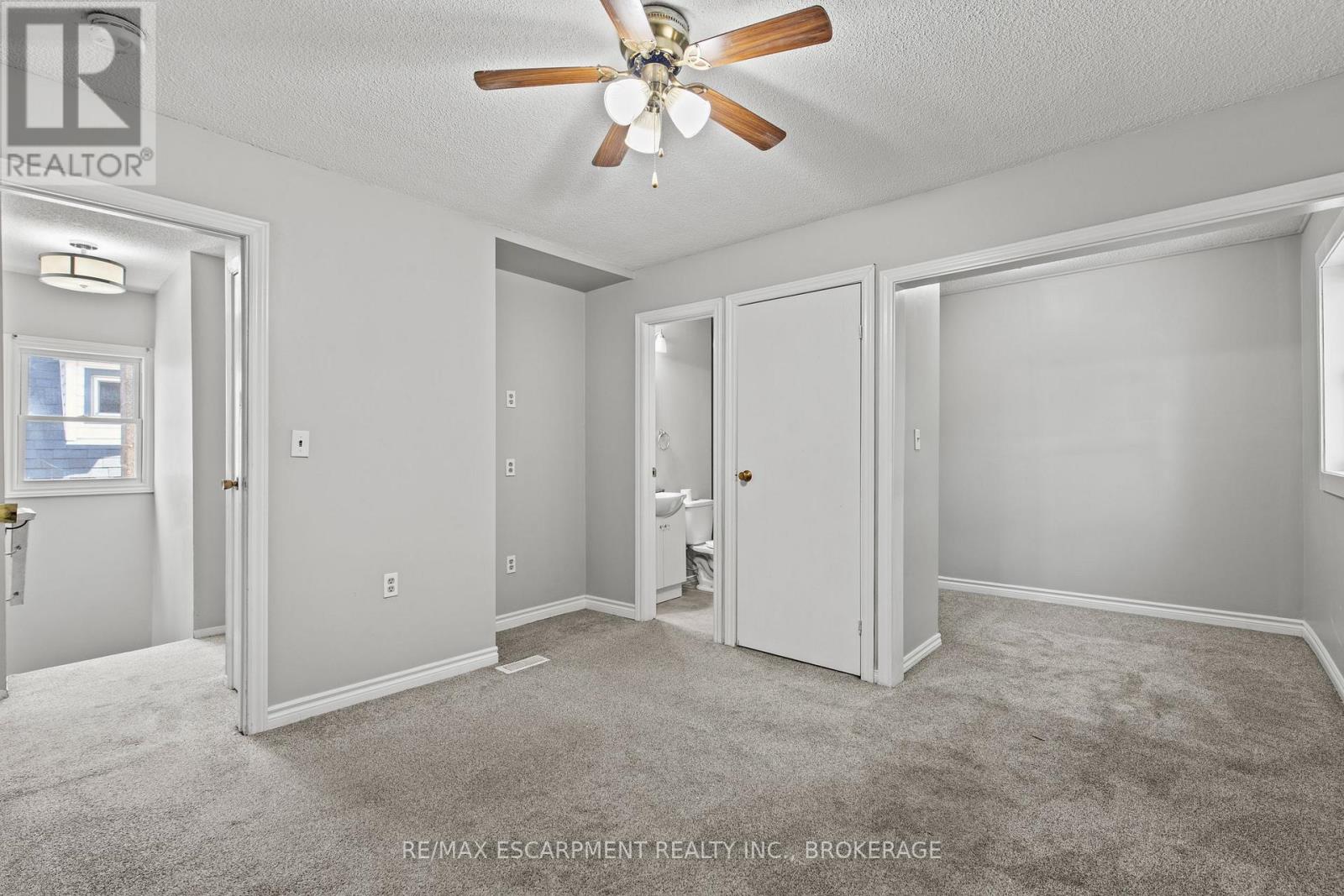 Upper - 15 Mccormick Street Property Photo 11