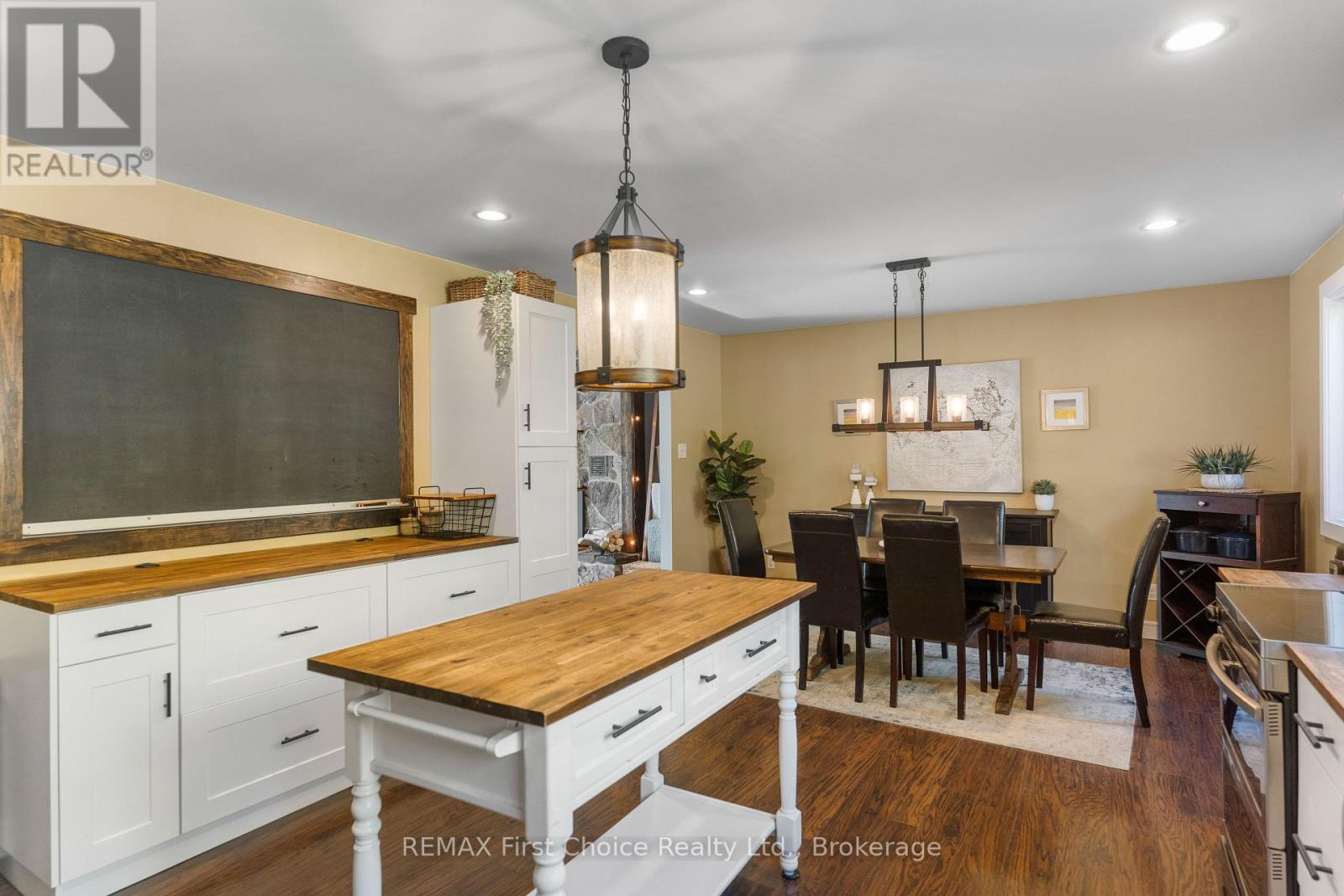 1598 Harstone Road Property Photo 13