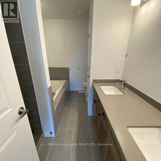 185 Longboat Run W Property Photo 18