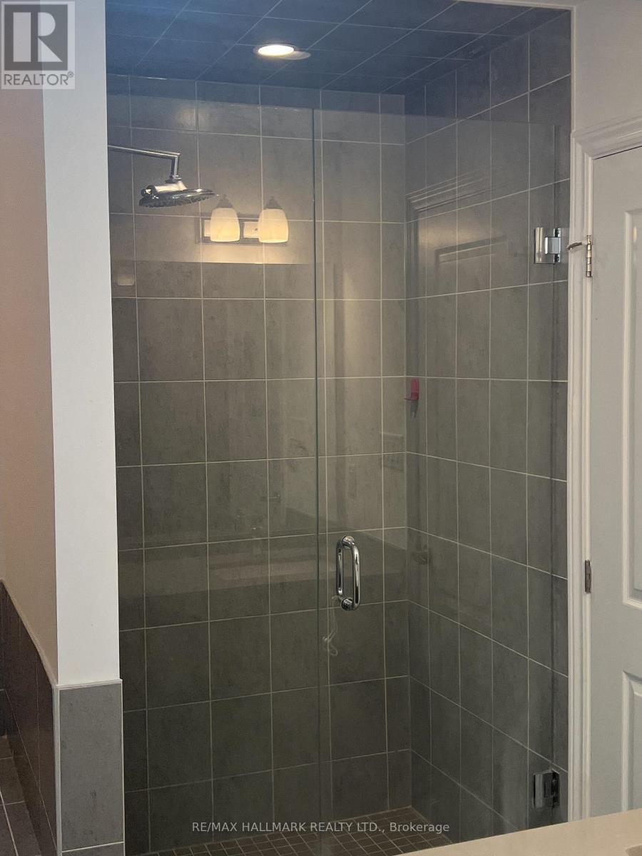 185 Longboat Run W Property Photo 19