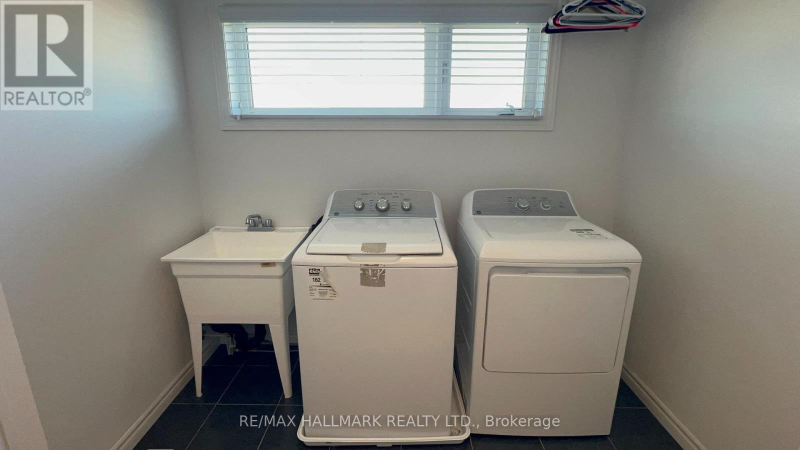 185 Longboat Run W Property Photo 31