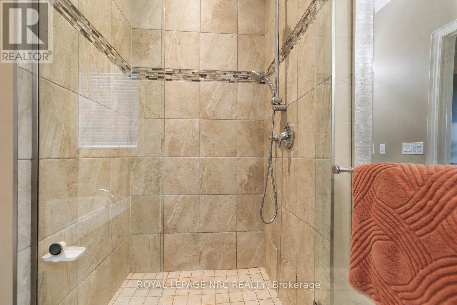 295 Creekside Drive Property Photo 36