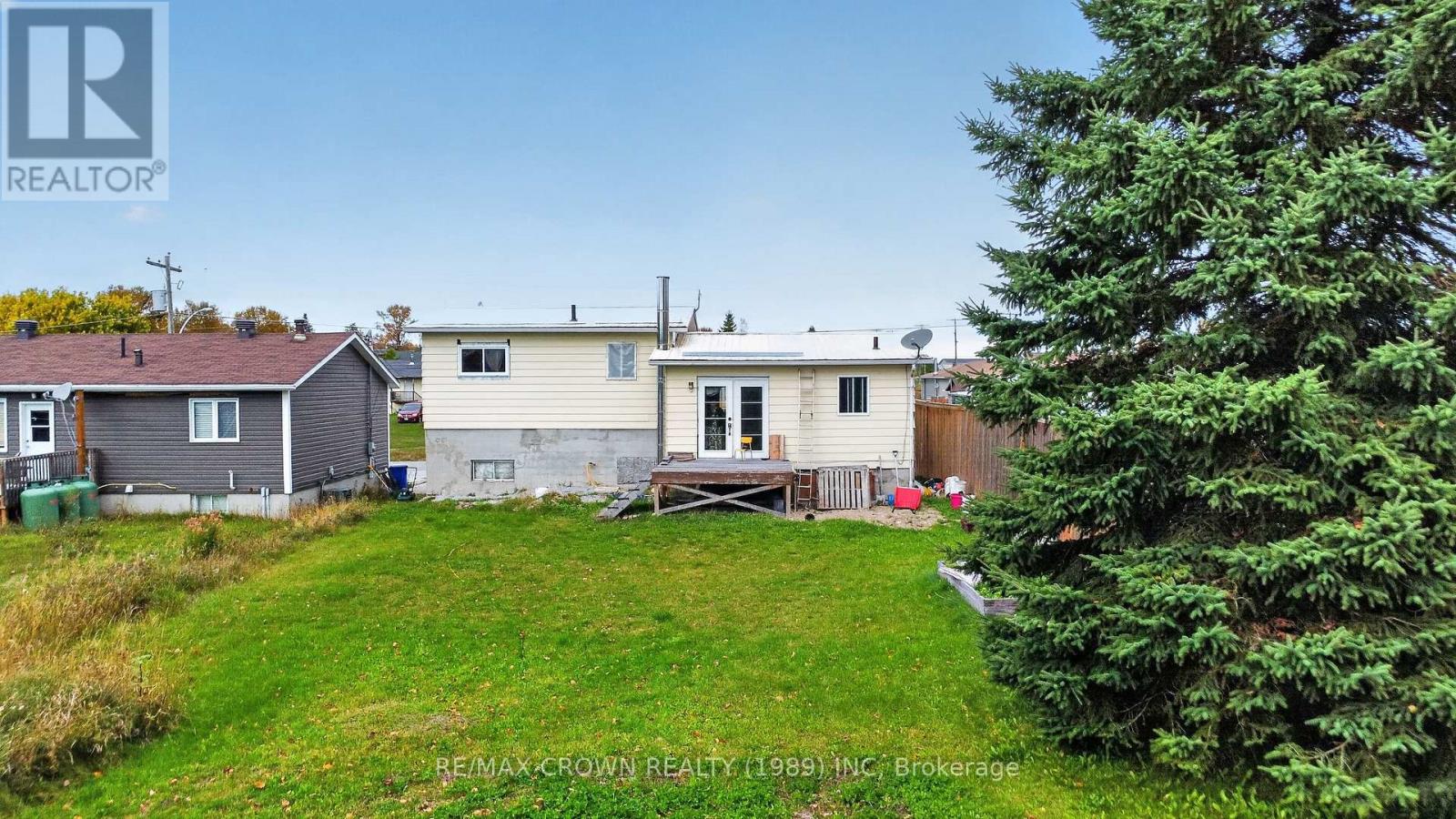 24 Cedar Avenue Property Photo 8