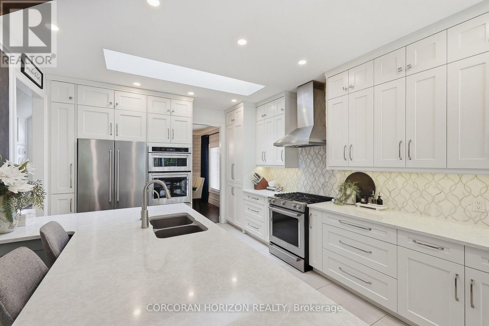 15 Everwood Run Property Photo 13