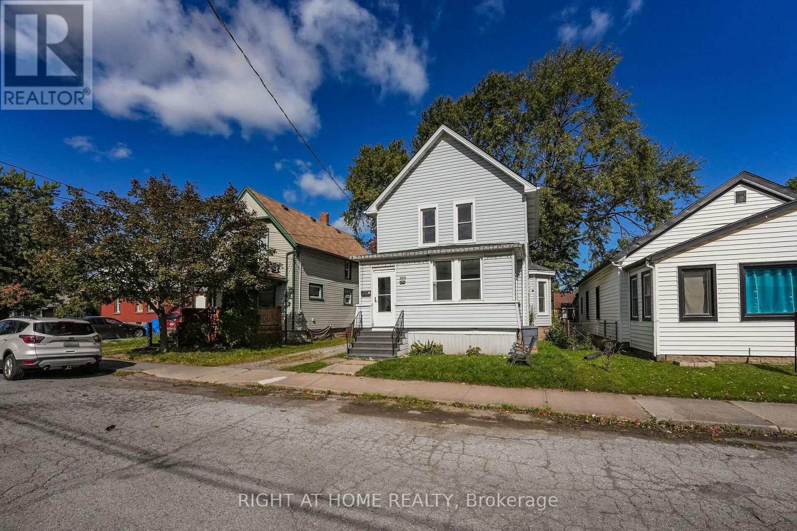 4919 Huron Street Property Photo 2