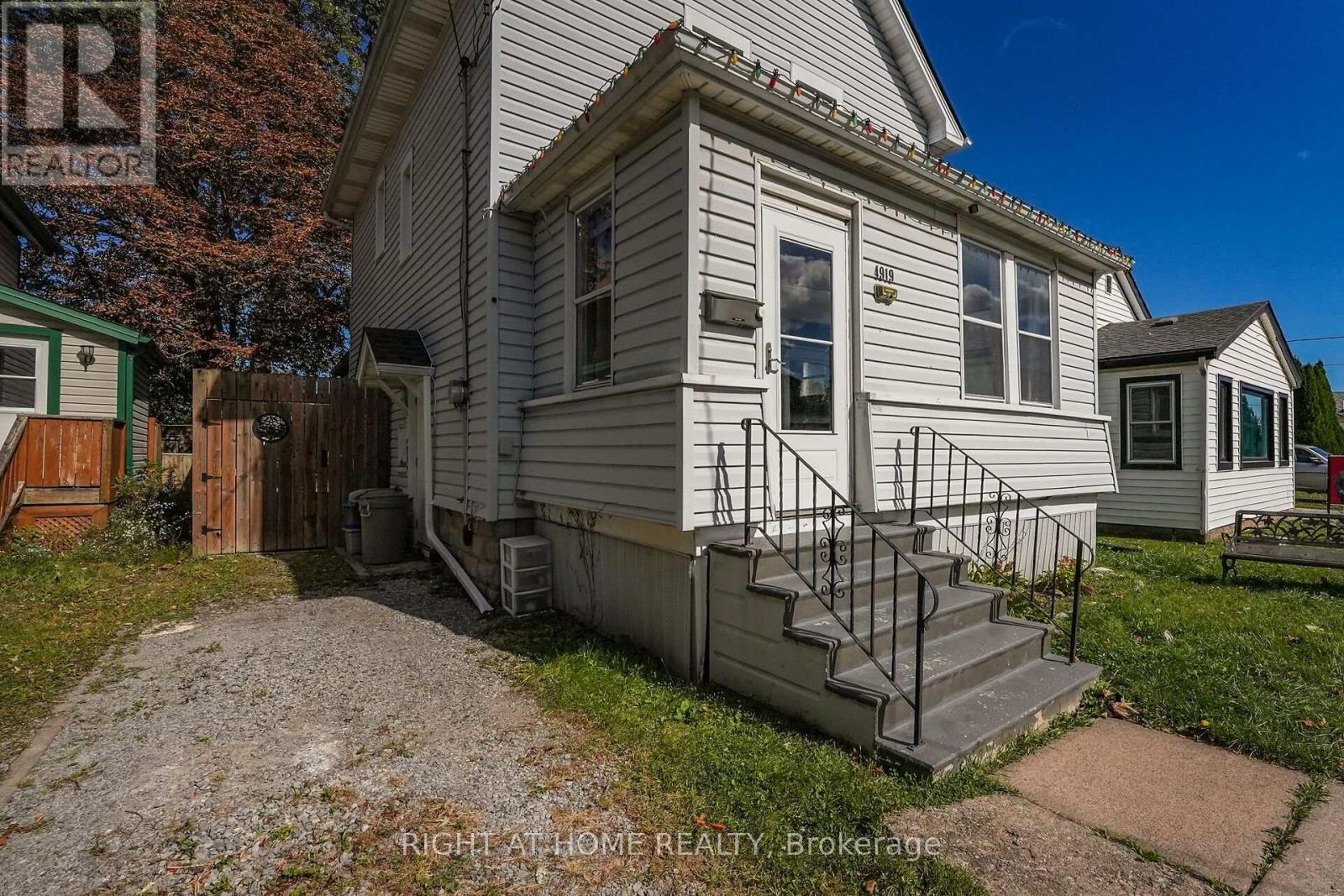 4919 Huron Street Property Photo 4