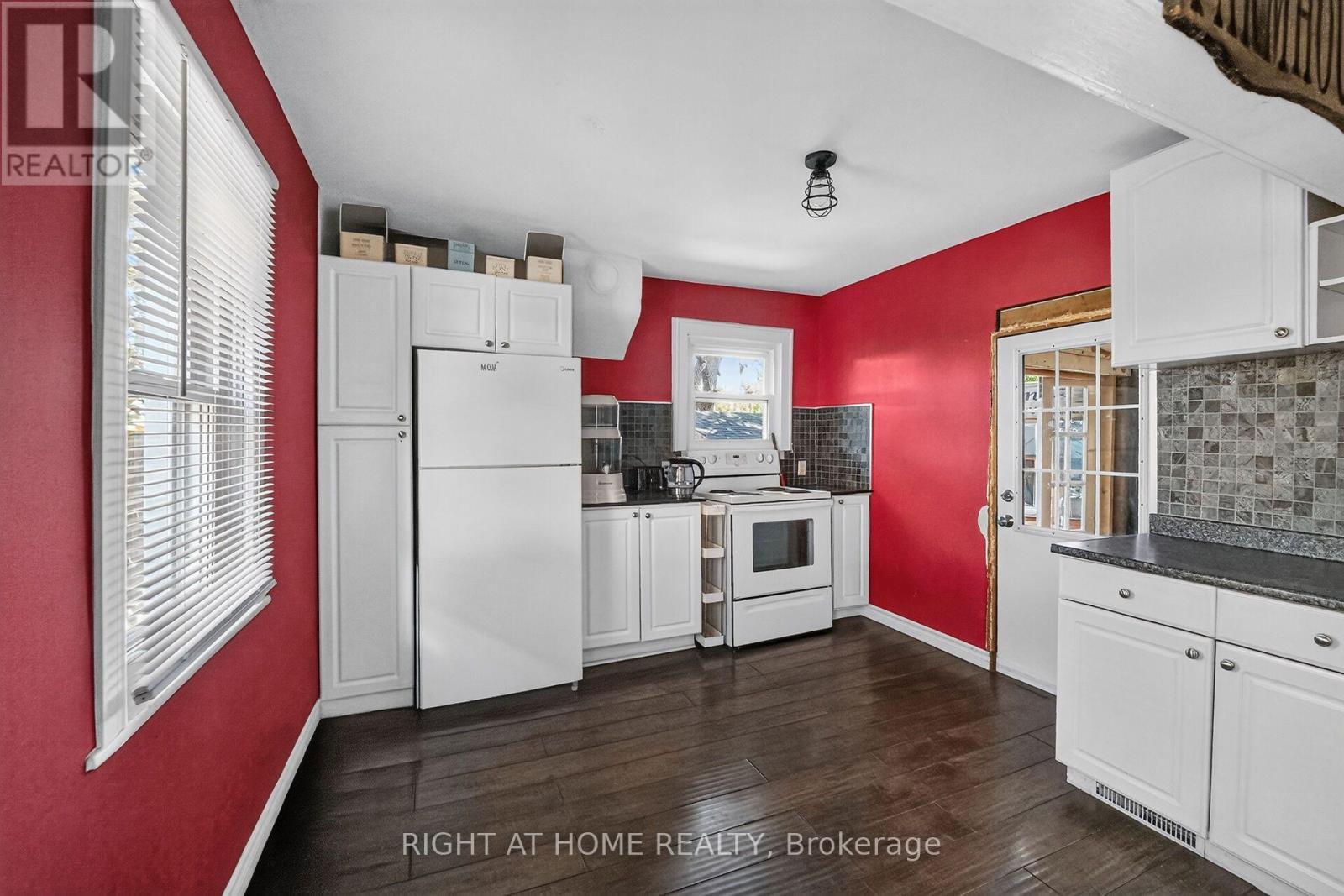 4919 Huron Street Property Photo 15