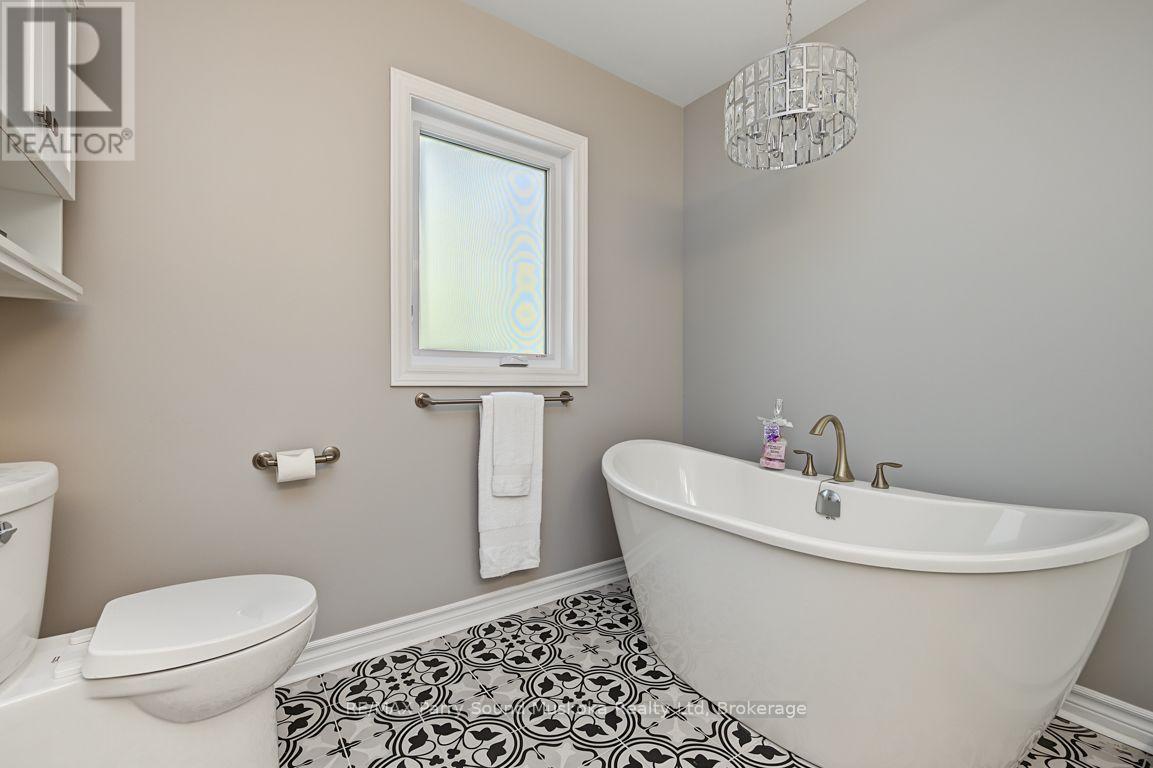 91 Bayview Drive Property Photo 25