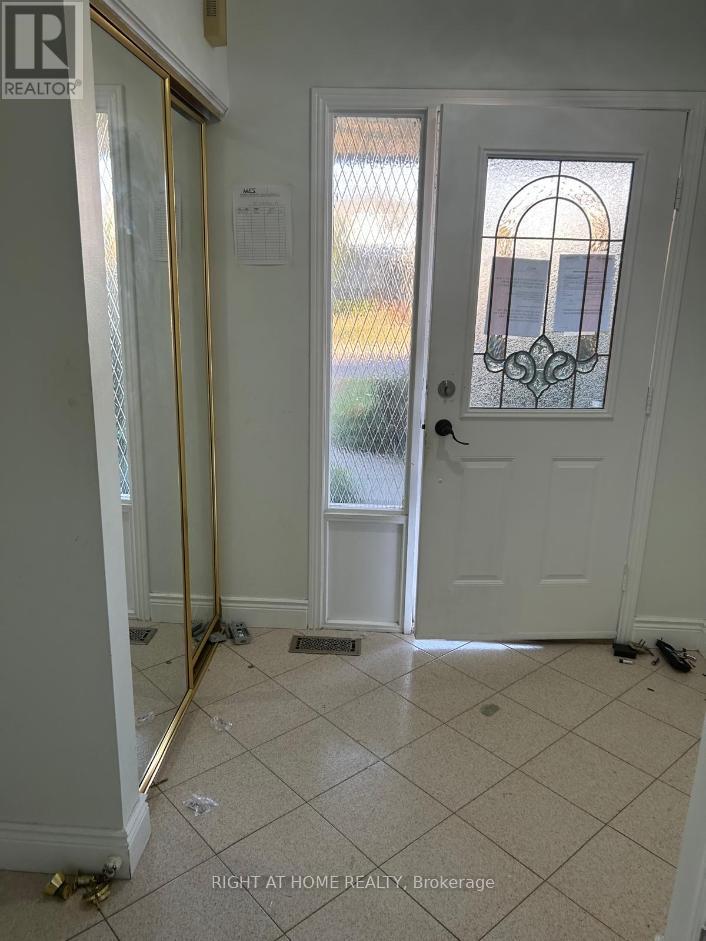 27 Wingfield Place E Property Photo 3