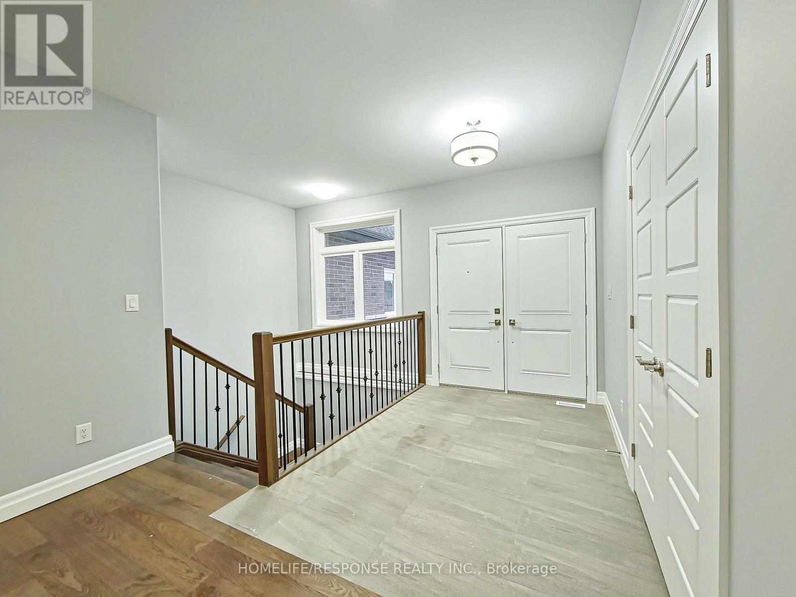 19 Tracy Drive Property Photo 3