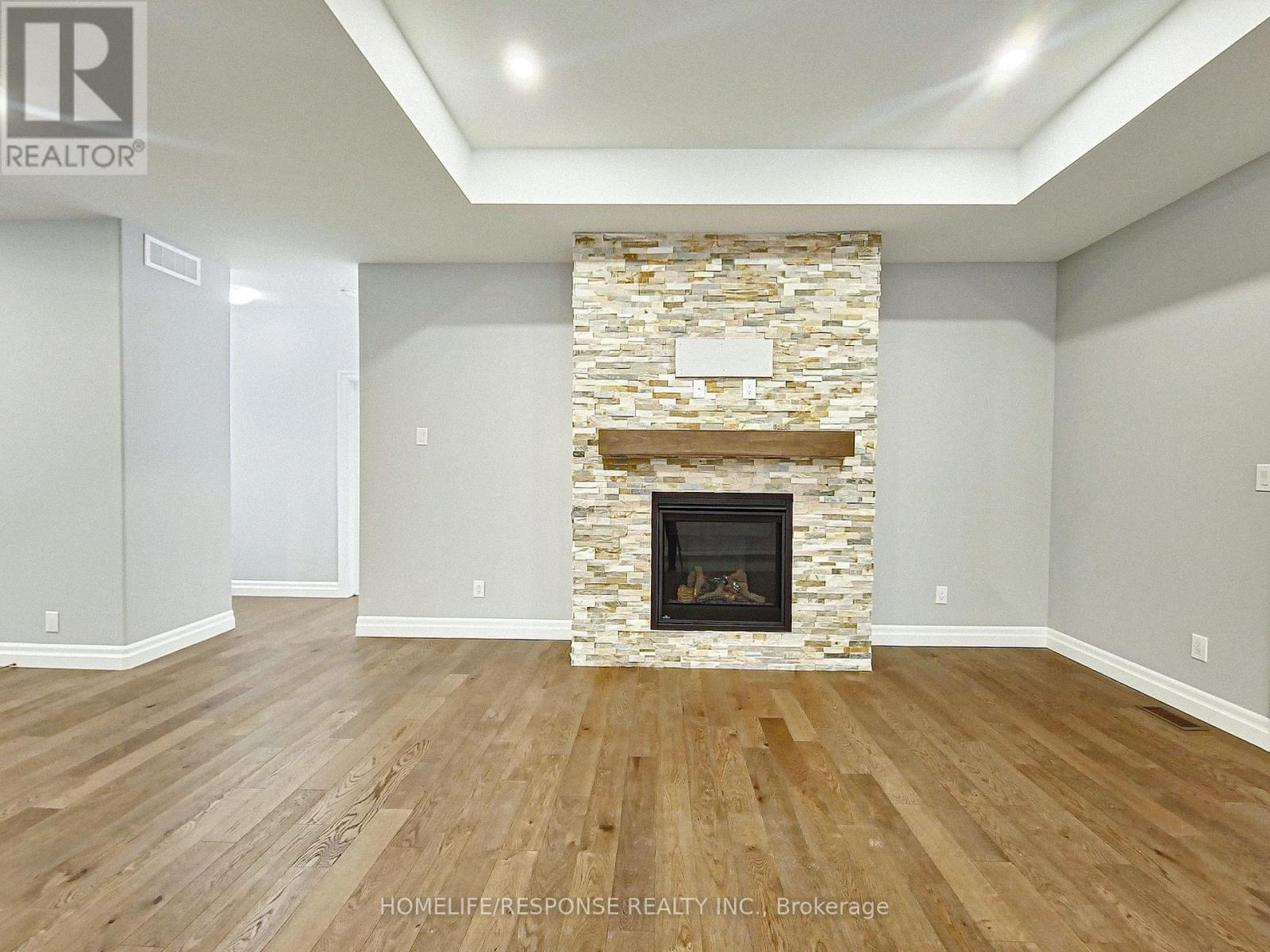 19 Tracy Drive Property Photo 6
