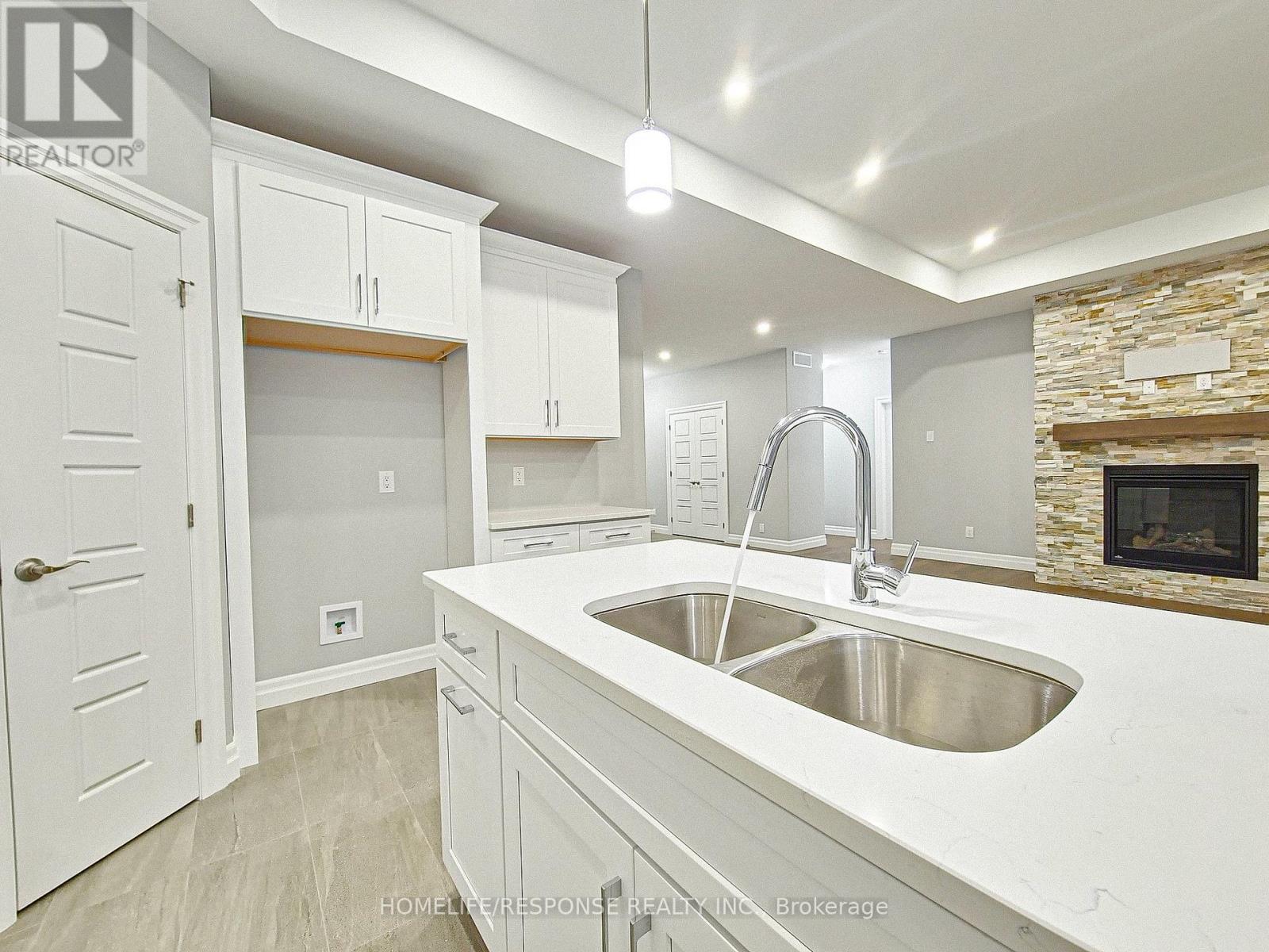 19 Tracy Drive Property Photo 10