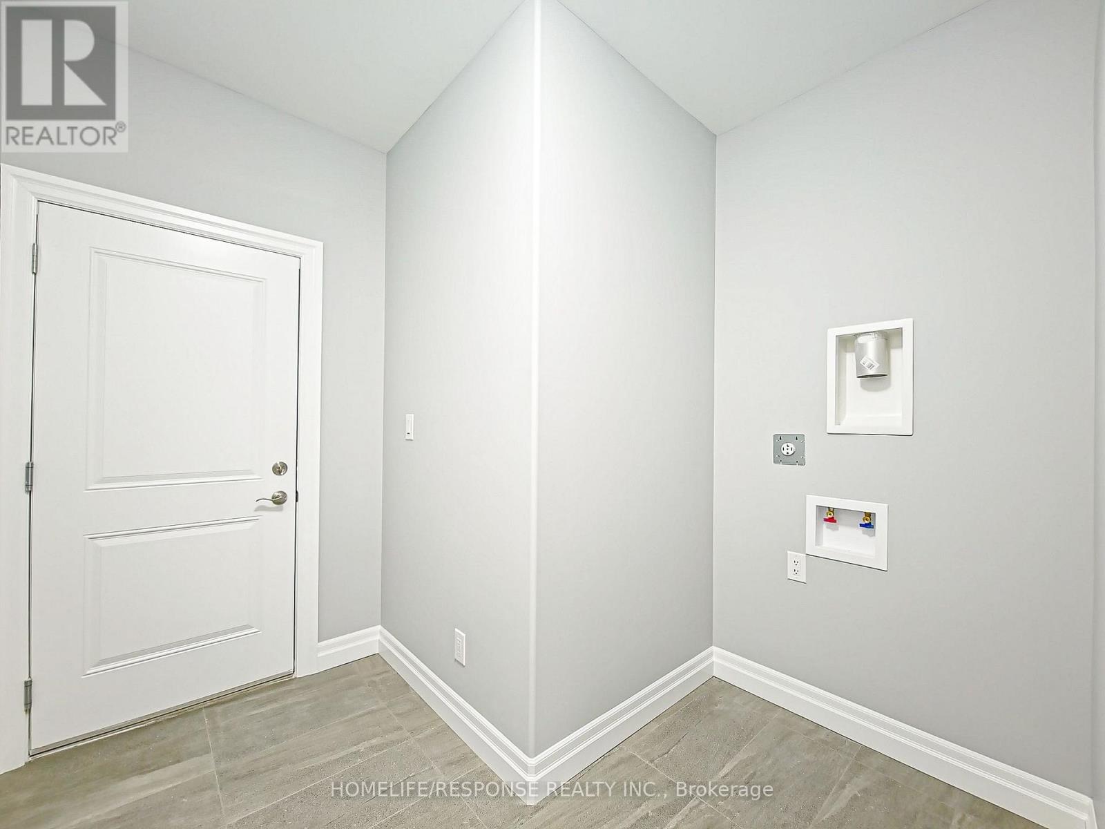 19 Tracy Drive Property Photo 16