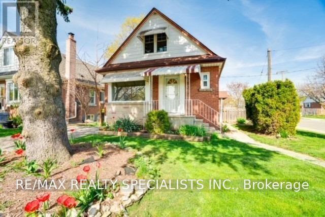 Upper - 2 East 41st Street Property Photo 1